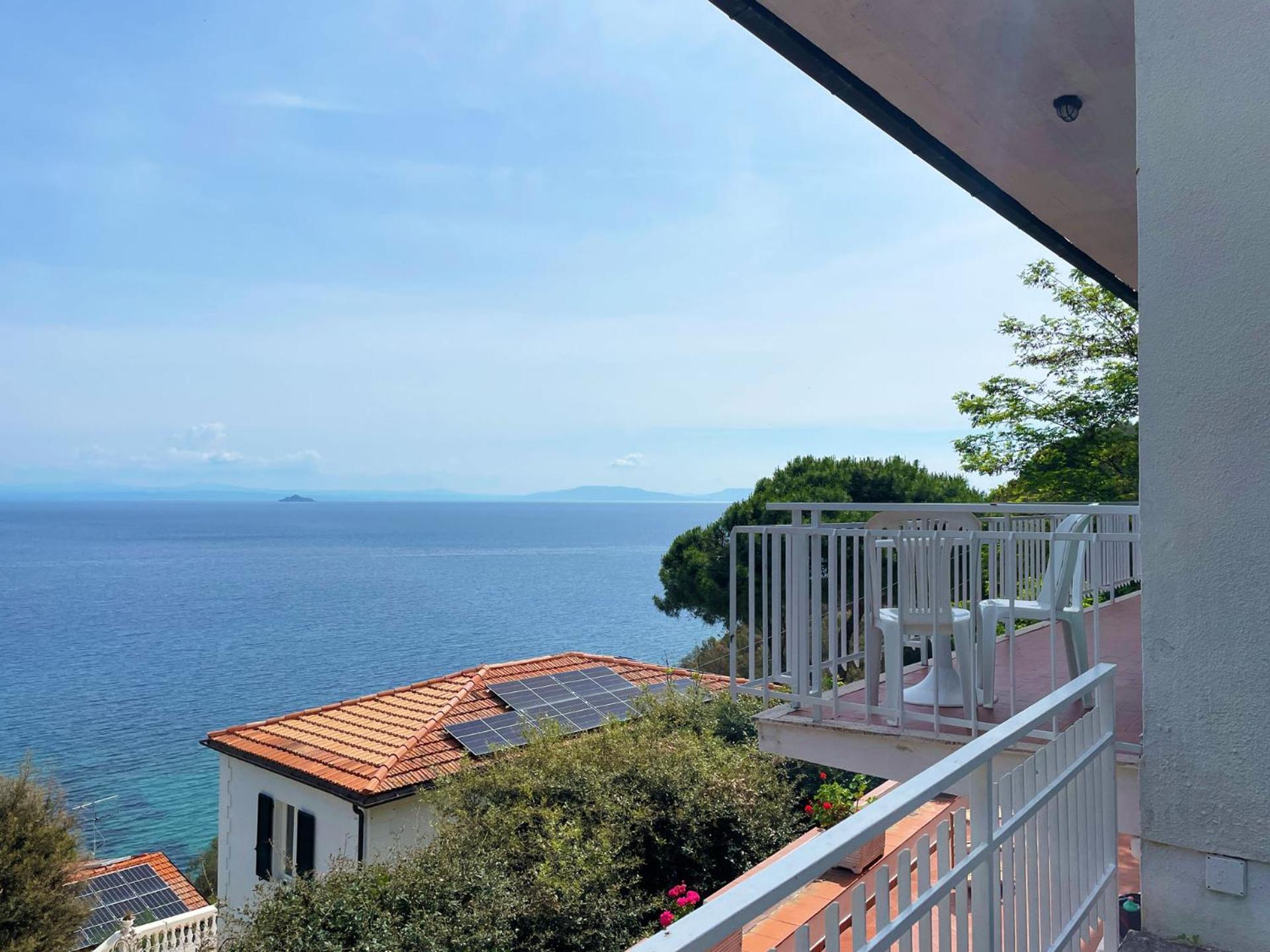 Villa Porticciolo - Argonautivacanze Rio Marina Exteriör bild